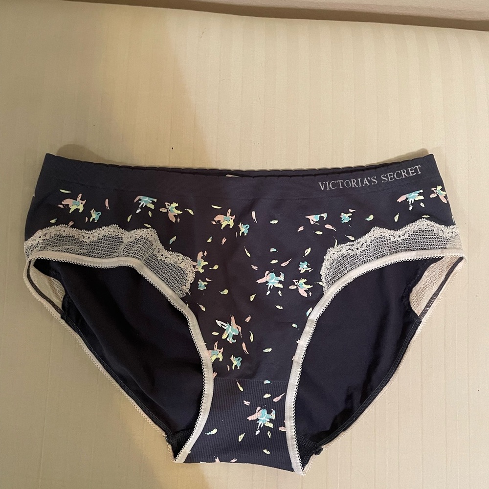 Victoria's Secret Gray Hipster Panties